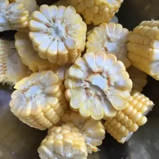 Make Corn carrot bone soup step 3