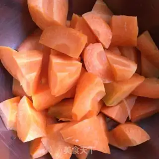 Make Corn carrot bone soup step 4