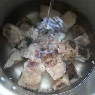 Make Corn carrot bone soup step 5