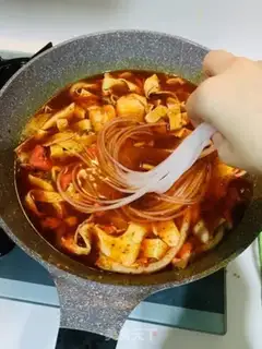 Make Spicy crab potatoes step 6