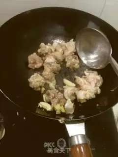 Make Onion fried chicken step 2