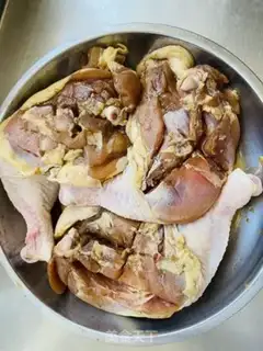 Make Air-cooked chicken leg step 1