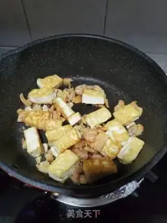 Make Shrimp dry tofu step 4