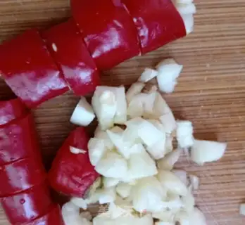 Make Piggy butter, Dutch beans step 1