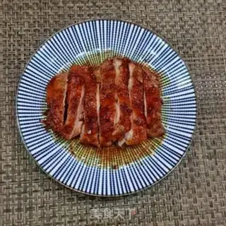 Make Black pepper chicken leg and tomato noodles step 0