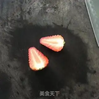 Make Strawberry chocolate sour milk cup step 2