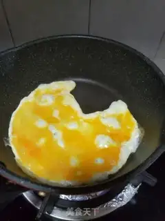 Make Corn and garlic fried rice step 1