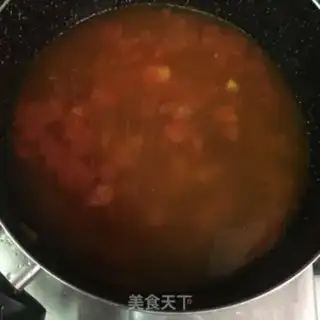 Make Black pepper chicken leg and tomato noodles step 5