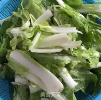 Make Garlic cabbage step 0