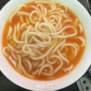Make Black pepper chicken leg and tomato noodles step 8