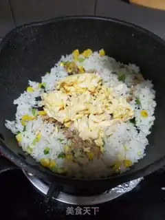 Make Corn and garlic fried rice step 5