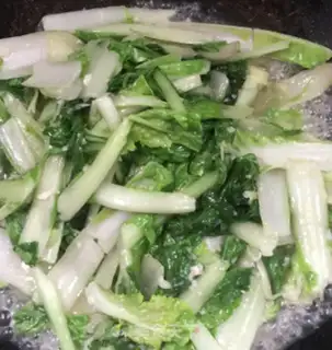 Make Garlic cabbage step 3