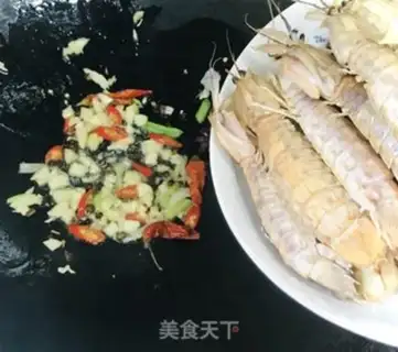Make Spicy shrimp step 2