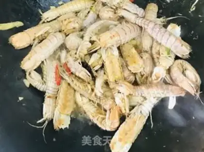 Make Spicy shrimp step 3
