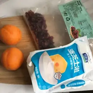 Make Fruit yogurt cup step 0