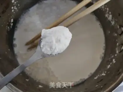 Make Milk Lotus step 4