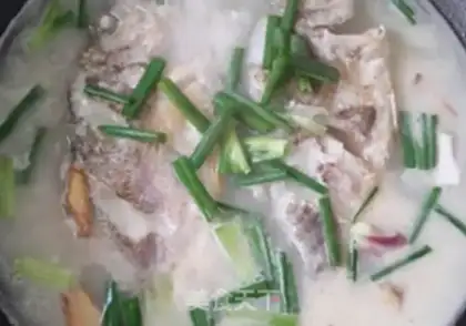 Make The yellow finfish make soup step 3