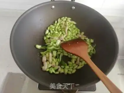Make Meat-screwed beans step 4