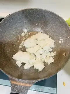 Make Scrambled rice step 0
