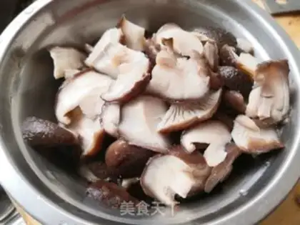 Make Chicken mushrooms step 0