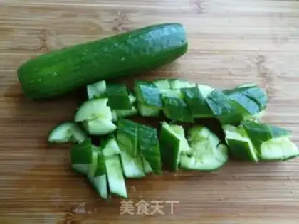 Make Garlic cucumber step 1