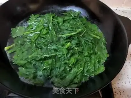 Make Sesame sauce with celery leaves step 3