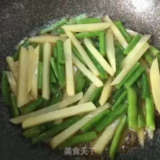 Make Four seasons of potatoes step 5