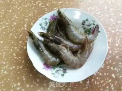 Make Shrimp soup step 1
