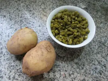 Make Potato with sour beans step 0
