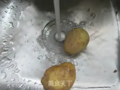 Make Potato with sour beans step 1