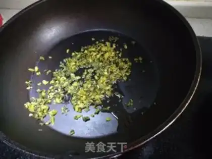 Make Sour tofu soup step 1