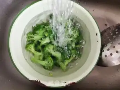 Make The broccoli step 3