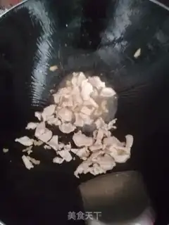 Make Scrawny egg soup step 1