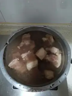 Make Beef soup step 1