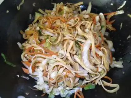 Make Tofuss fried veggies step 3