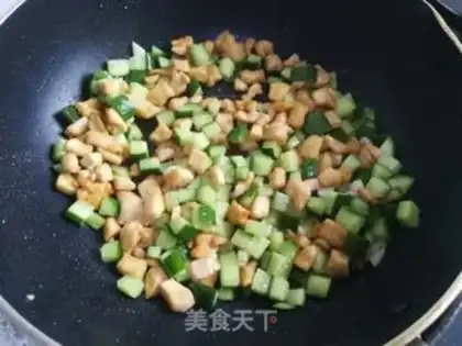 Make cucumber chicken step 4