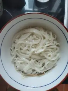 Make Shrimp cuisine noodles step 3