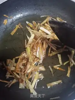 Make Onion noodles step 2