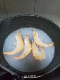 Make Shrimp cuisine noodles step 5