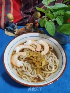 Make Shrimp cuisine noodles step 7