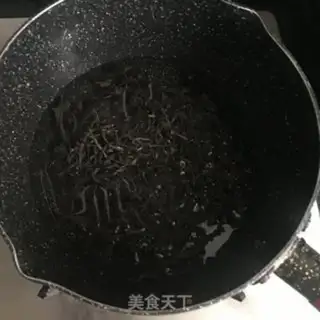 Make Milk and iced tea step 2
