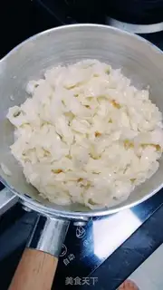 Make Lazy hands on the noodles step 2