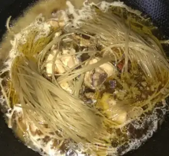 Make Tea, mushroom and powdered chicken step 6