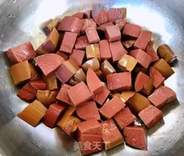 Make Pig blood tofu step 3