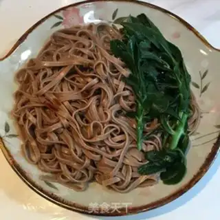Make Frozen peanut butter with wheat noodles step 3
