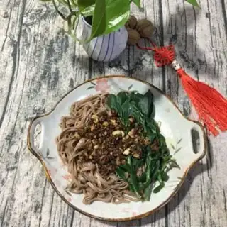 Make Frozen peanut butter with wheat noodles step 5