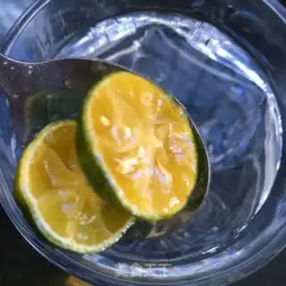Make Little green lemon honey bee step 2
