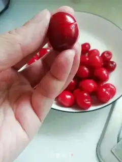 Make Cherry wine step 1