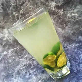 Make Little green lemon honey bee step 4