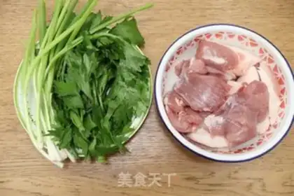 Make Pork celery dumplings step 0